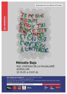 Exposition : « Je me suis dissoute lorsque j’ai découvert cette fibre animée et on s’est évaporé·e·s à l’intérieure » de Mélodie Bajo.
